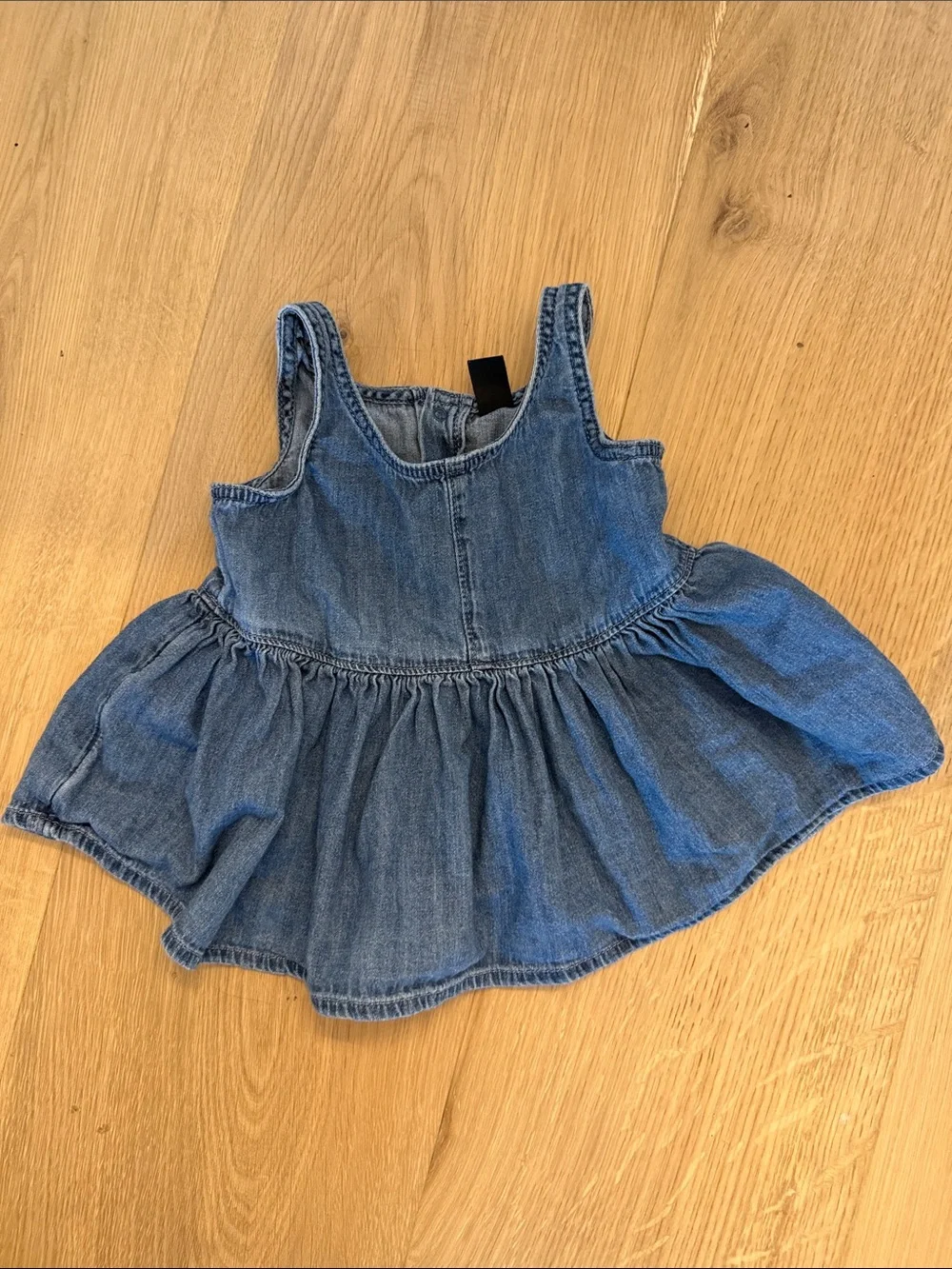 Baby GAP Denim Blue Girls' Sleeveless Ruffle Top size 4